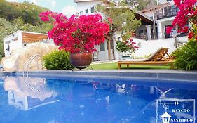 La Vida Real in Rancho San Diego